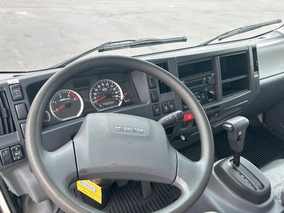 Medium Duty Box Truck-Light and Medium Duty Trucks-Isuzu-2022-NRR-Montgomery-NY-129,705\n\t\tmiles-$ 40,250 - Image 16