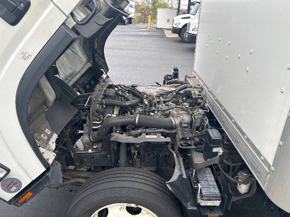 Medium Duty Box Truck-Light and Medium Duty Trucks-Isuzu-2022-NRR-Montgomery-NY-129,705\n\t\tmiles-$ 40,250 - Image 23