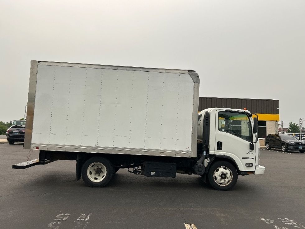 Medium Duty Box Truck-Light and Medium Duty Trucks-Isuzu-2022-NRR-Montgomery-NY-92,777\n\t\tmiles-$ 48,000 - Image 15