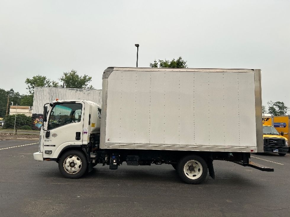 Medium Duty Box Truck-Light and Medium Duty Trucks-Isuzu-2022-NRR-Montgomery-NY-92,777\n\t\tmiles-$ 48,000 - Image 4