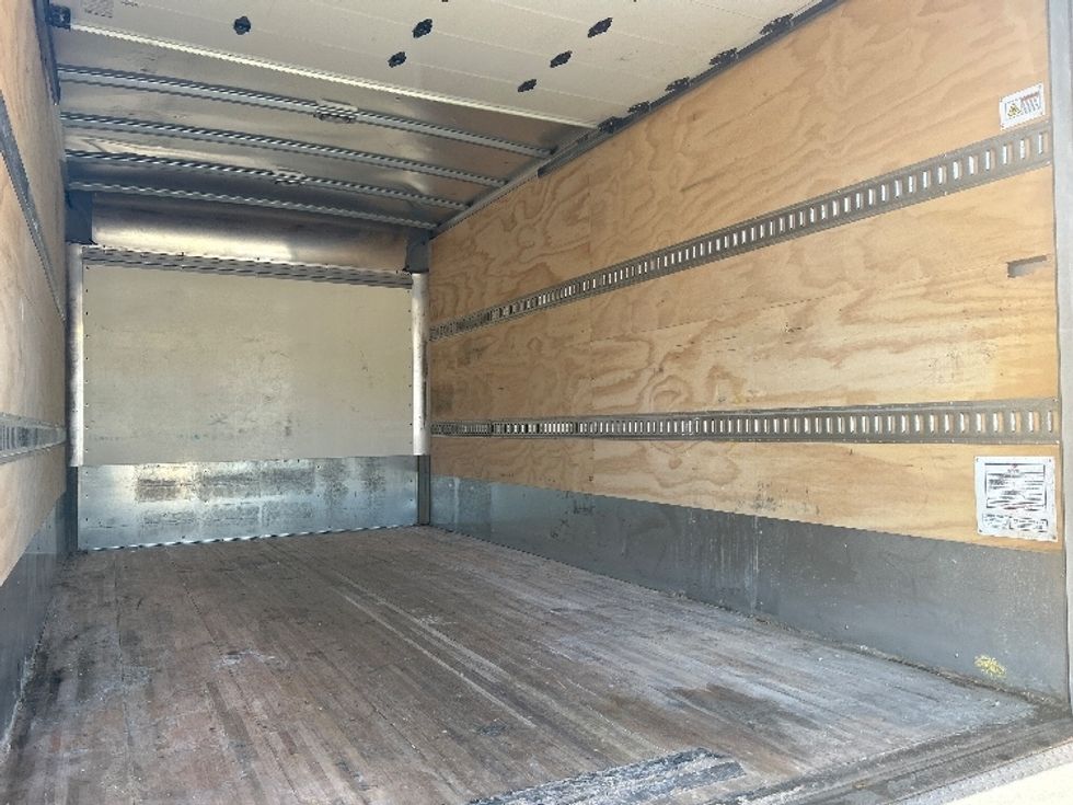 Medium Duty Box Truck-Light and Medium Duty Trucks-Isuzu-2022-NRR-New Bedford-MA-82,844\n\t\tmiles-$ 48,750 - Image 12
