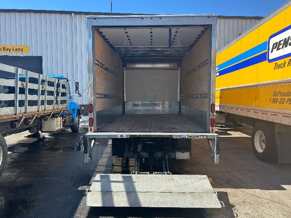 Medium Duty Box Truck-Light and Medium Duty Trucks-Isuzu-2022-NRR-New Bedford-MA-82,844\n\t\tmiles-$ 48,750 - Image 9