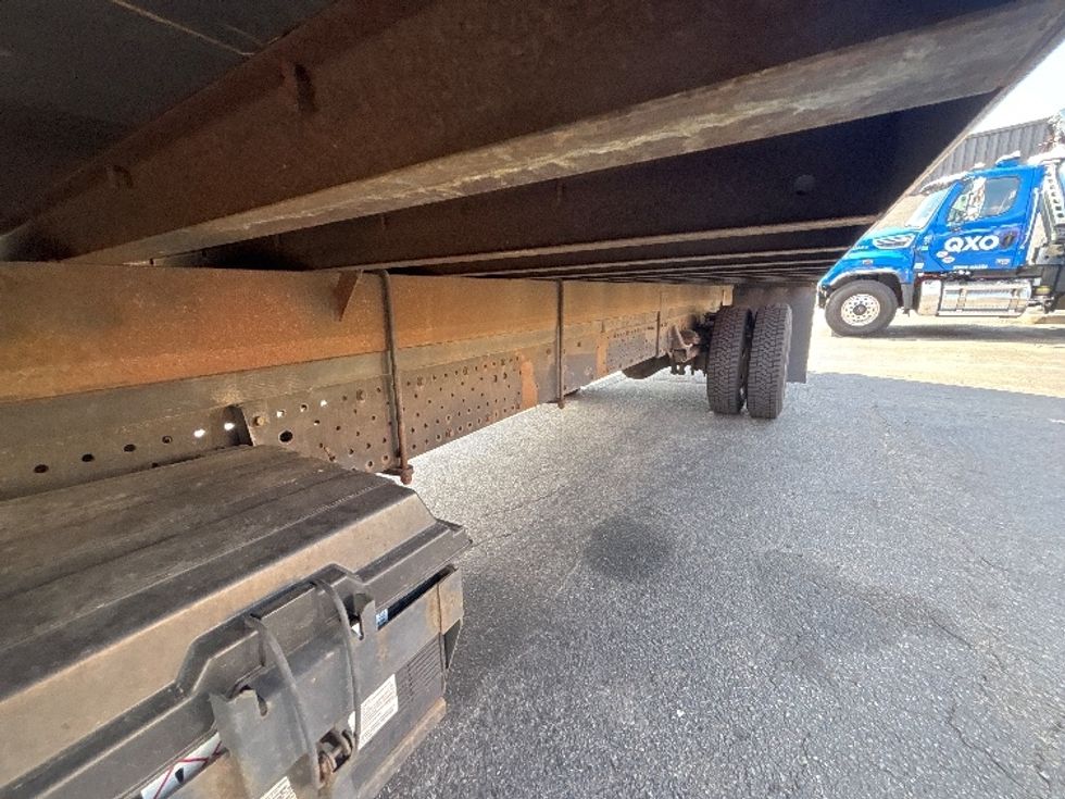 Medium Duty Box Truck-Light and Medium Duty Trucks-Isuzu-2022-NRR-North Bergen-NJ-84,751\n\t\tmiles-$ 52,250 - Image 5