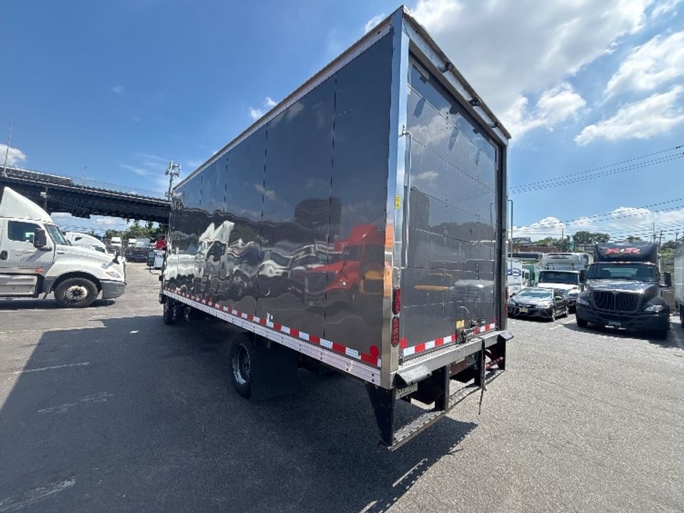 Medium Duty Box Truck-Light and Medium Duty Trucks-Isuzu-2022-NRR-North Bergen-NJ-84,751\n\t\tmiles-$ 52,250 - Image 6