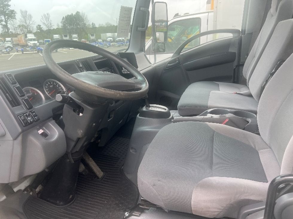 Medium Duty Box Truck-Light and Medium Duty Trucks-Isuzu-2022-NRR-Shreveport-LA-125,816\n\t\tmiles-$ 48,250 - Image 17