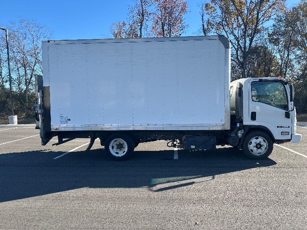 Medium Duty Box Truck-Light and Medium Duty Trucks-Isuzu-2022-NRR-Shreveport-LA-181,266\n\t\tmiles-$ 38,000 - Image 15