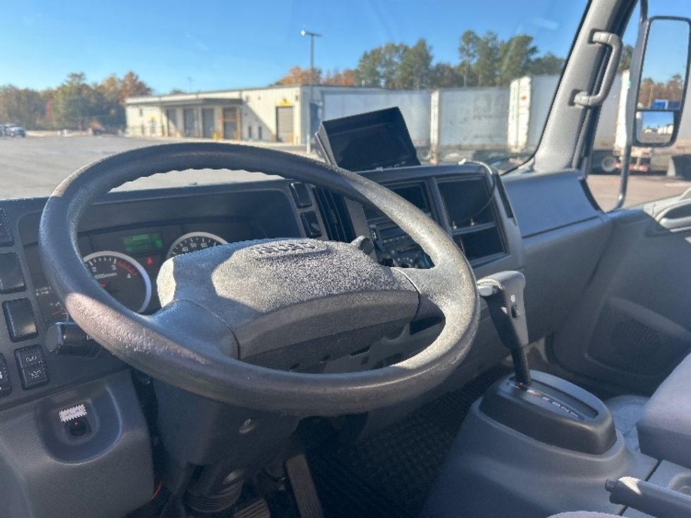 Medium Duty Box Truck-Light and Medium Duty Trucks-Isuzu-2022-NRR-Shreveport-LA-181,266\n\t\tmiles-$ 38,000 - Image 18