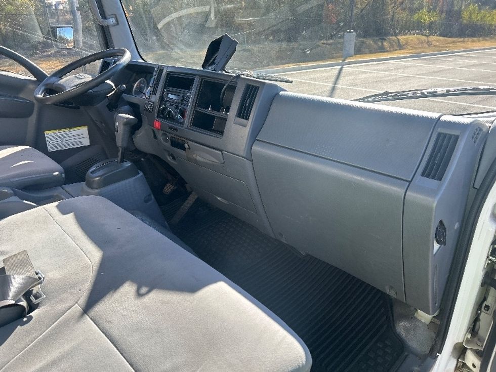 Medium Duty Box Truck-Light and Medium Duty Trucks-Isuzu-2022-NRR-Shreveport-LA-181,266\n\t\tmiles-$ 38,000 - Image 21