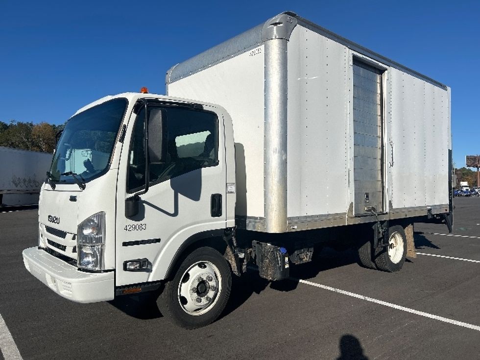 Medium Duty Box Truck-Light and Medium Duty Trucks-Isuzu-2022-NRR-Shreveport-LA-181,266\n\t\tmiles-$ 38,000 - Image 3