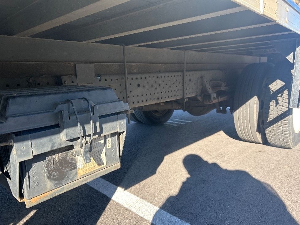 Medium Duty Box Truck-Light and Medium Duty Trucks-Isuzu-2022-NRR-Shreveport-LA-181,266\n\t\tmiles-$ 38,000 - Image 5