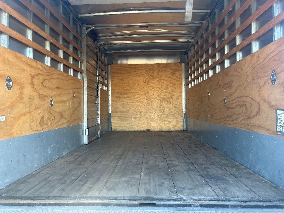 Medium Duty Box Truck-Light and Medium Duty Trucks-Isuzu-2022-NRR-Shreveport-LA-181,266\n\t\tmiles-$ 38,000 - Image 8