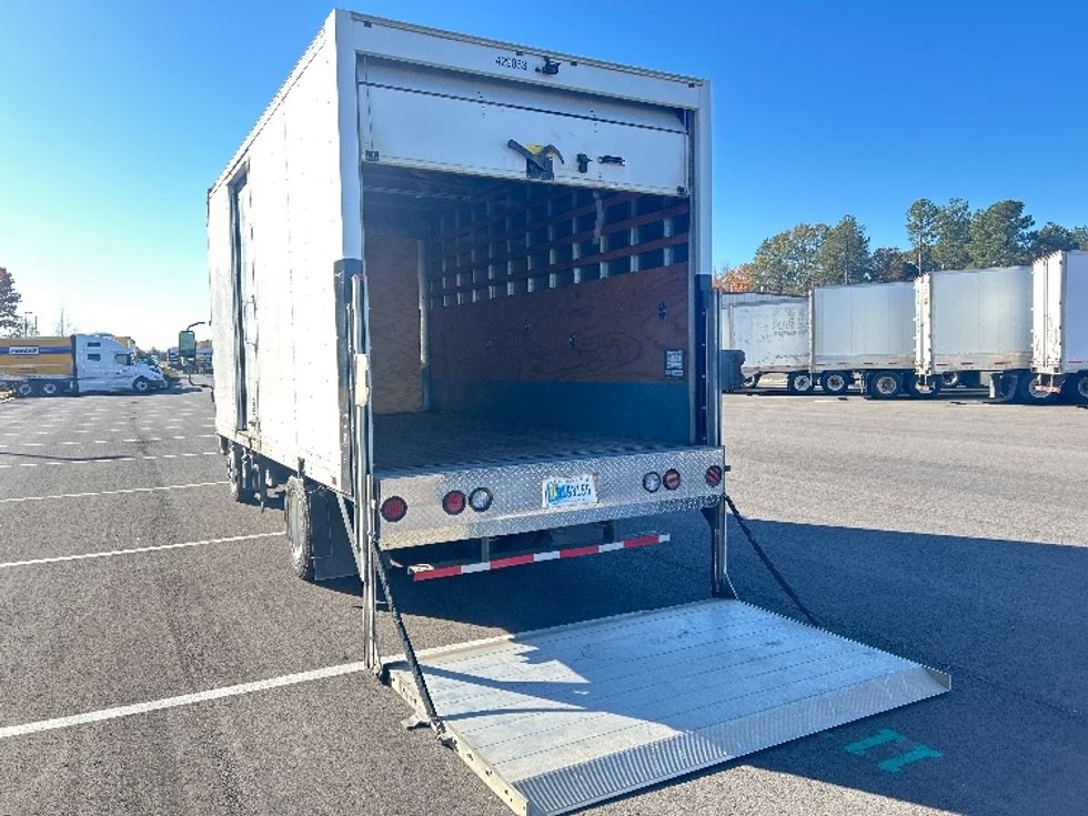 Medium Duty Box Truck-Light and Medium Duty Trucks-Isuzu-2022-NRR-Shreveport-LA-181,266\n\t\tmiles-$ 38,000 - Image 9