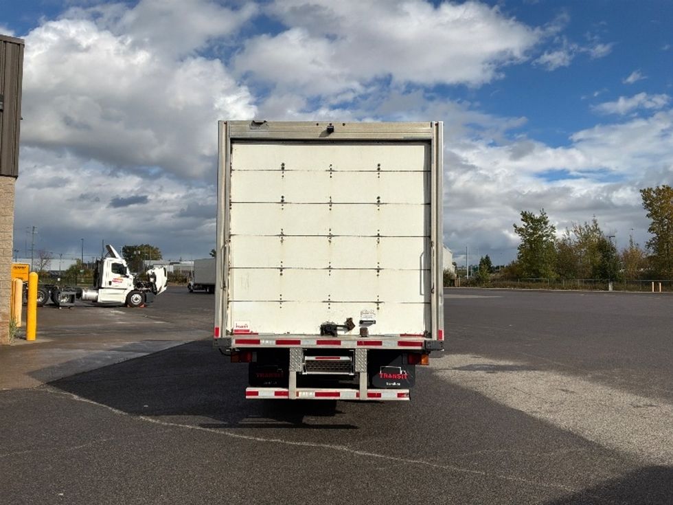 Medium Duty Box Truck-Light and Medium Duty Trucks-Isuzu-2022-NRR-Ste-Foy-PQ-279,450\n\t\tkm-$ 43,500 - Image 7