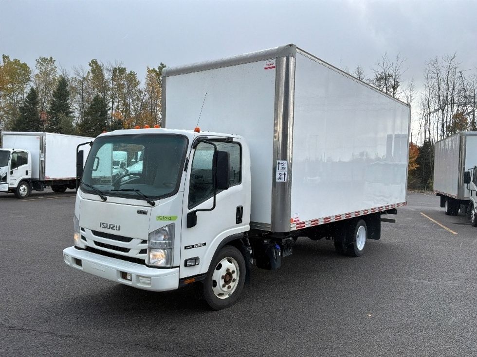 Medium Duty Box Truck-Light and Medium Duty Trucks-Isuzu-2022-NRR-Ste-Foy-PQ-282,850\n\t\tkm-$ 43,000 - Image 3