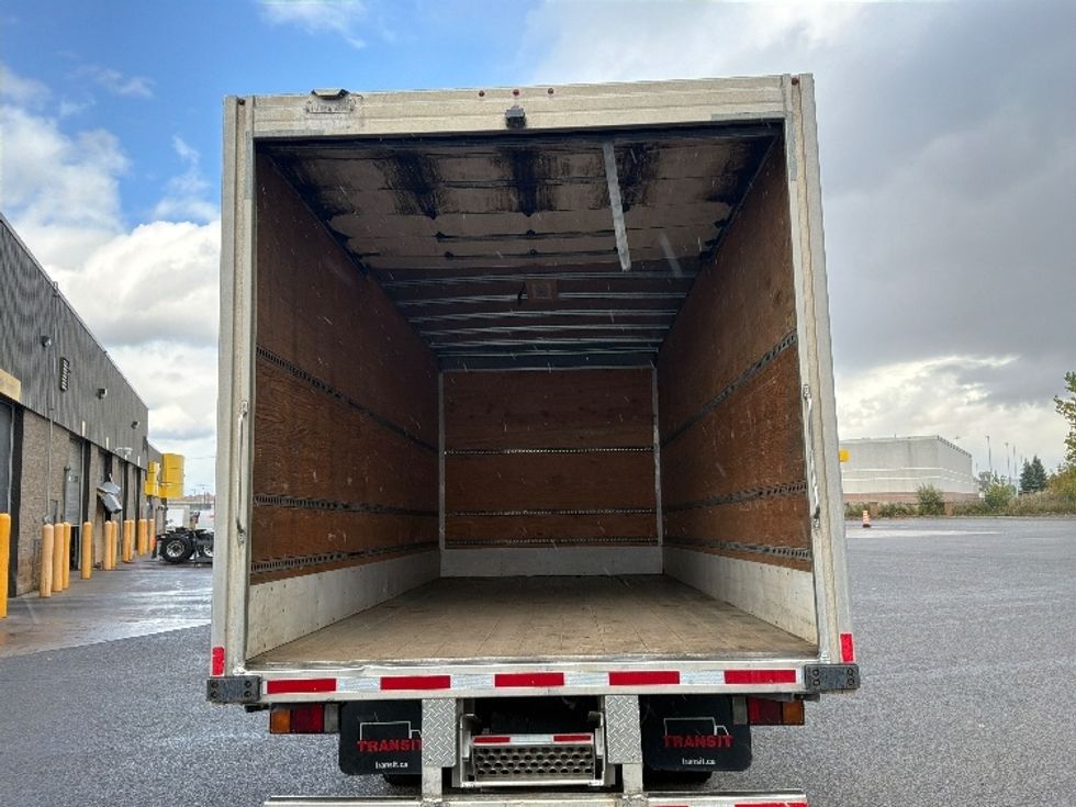 Medium Duty Box Truck-Light and Medium Duty Trucks-Isuzu-2022-NRR-Ste-Foy-PQ-282,850\n\t\tkm-$ 43,000 - Image 8