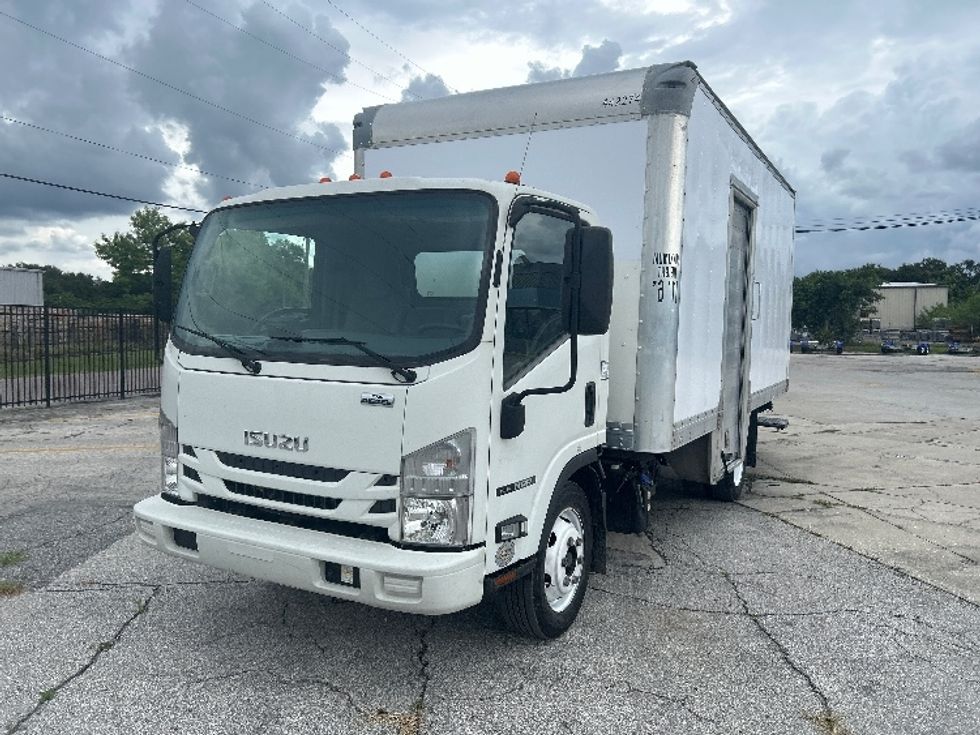 Medium Duty Box Truck-Light and Medium Duty Trucks-Isuzu-2022-NRR-Tampa-FL-123,468\n\t\tmiles-$ 41,000 - Image 3