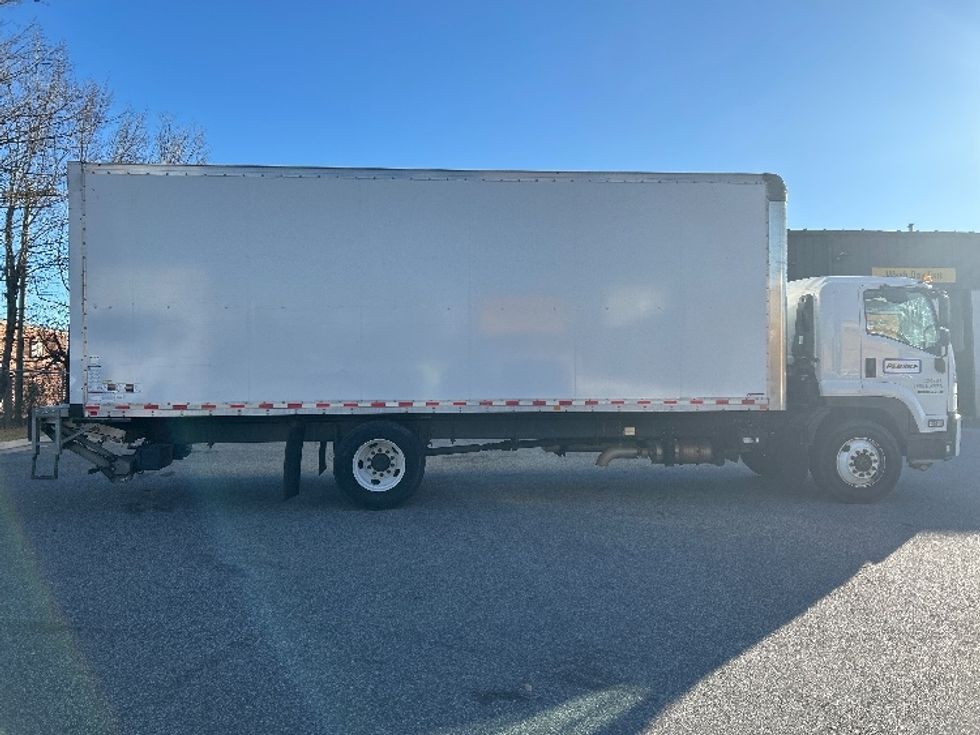 Medium Duty Box Truck-Light and Medium Duty Trucks-Isuzu-2023-FTR-Greensboro-NC-121,320\n\t\tmiles-$ 77,500 - Image 15