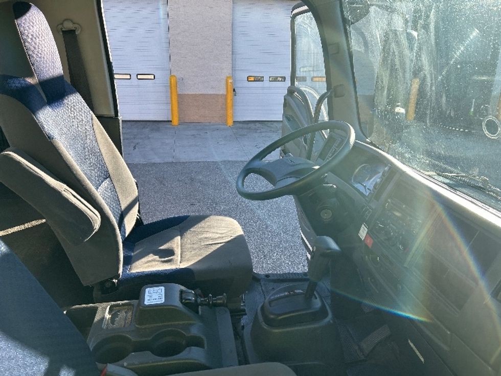 Medium Duty Box Truck-Light and Medium Duty Trucks-Isuzu-2023-FTR-Greensboro-NC-121,320\n\t\tmiles-$ 77,500 - Image 22