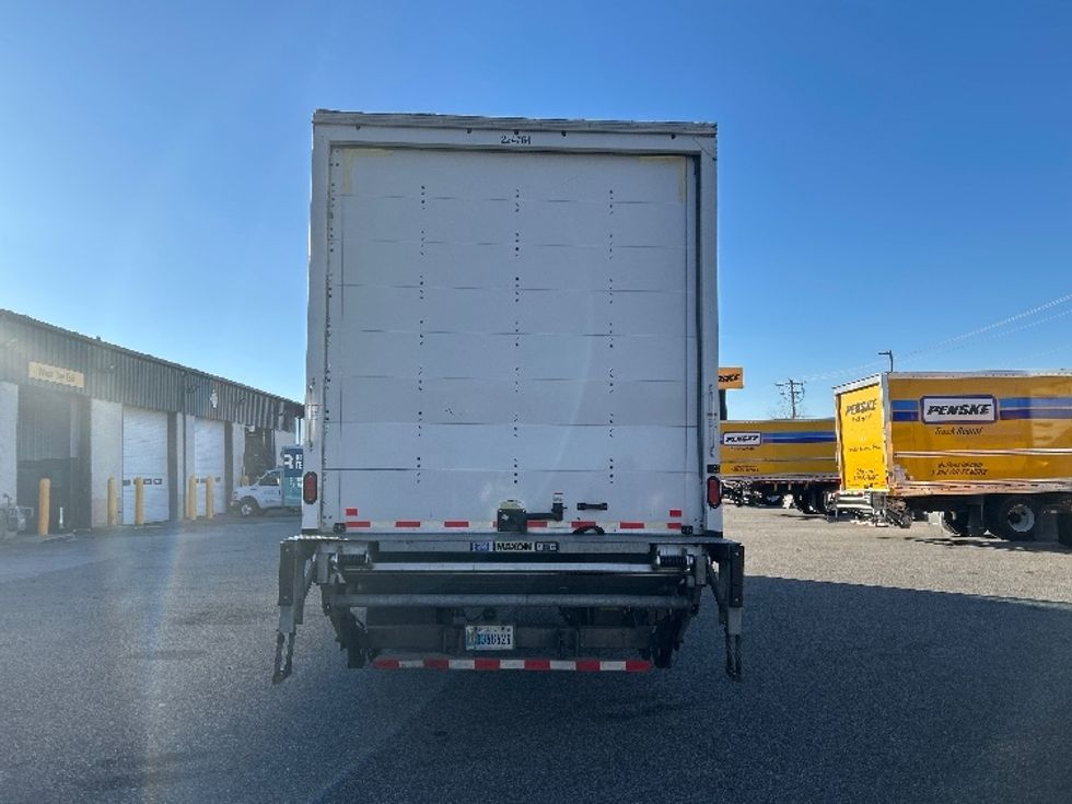 Medium Duty Box Truck-Light and Medium Duty Trucks-Isuzu-2023-FTR-Greensboro-NC-121,320\n\t\tmiles-$ 77,500 - Image 7