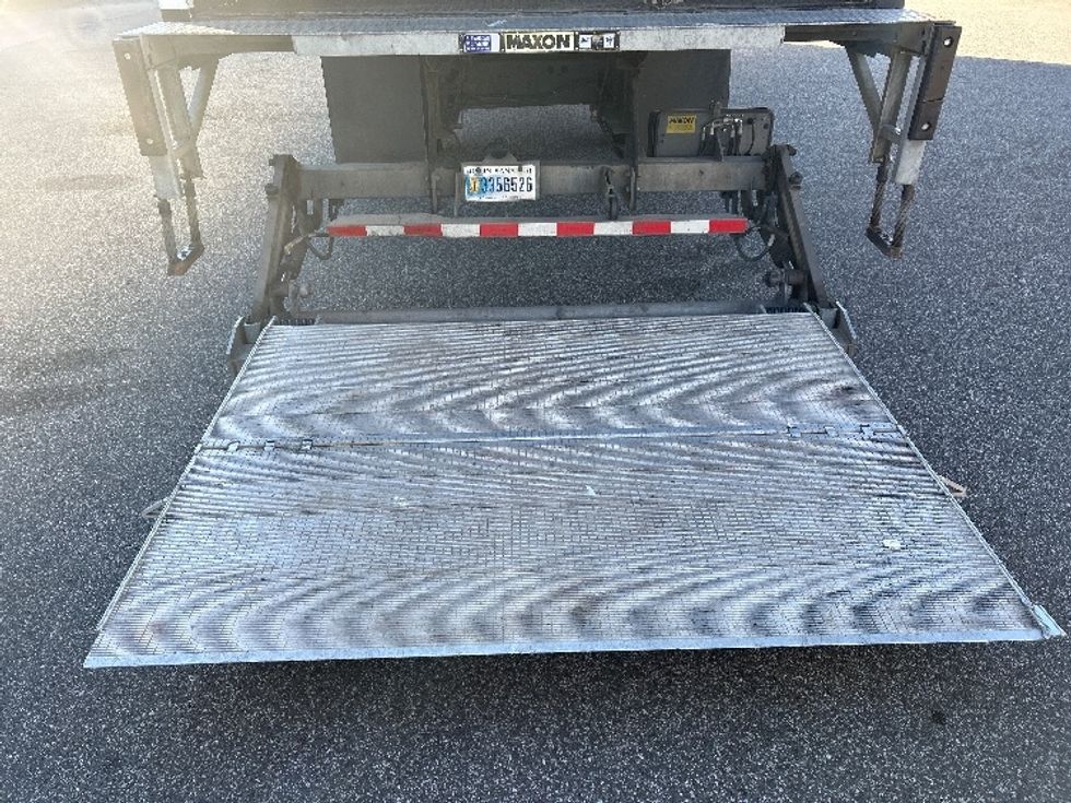 Medium Duty Box Truck-Light and Medium Duty Trucks-Isuzu-2023-FTR-Greensboro-NC-121,320\n\t\tmiles-$ 77,500 - Image 9