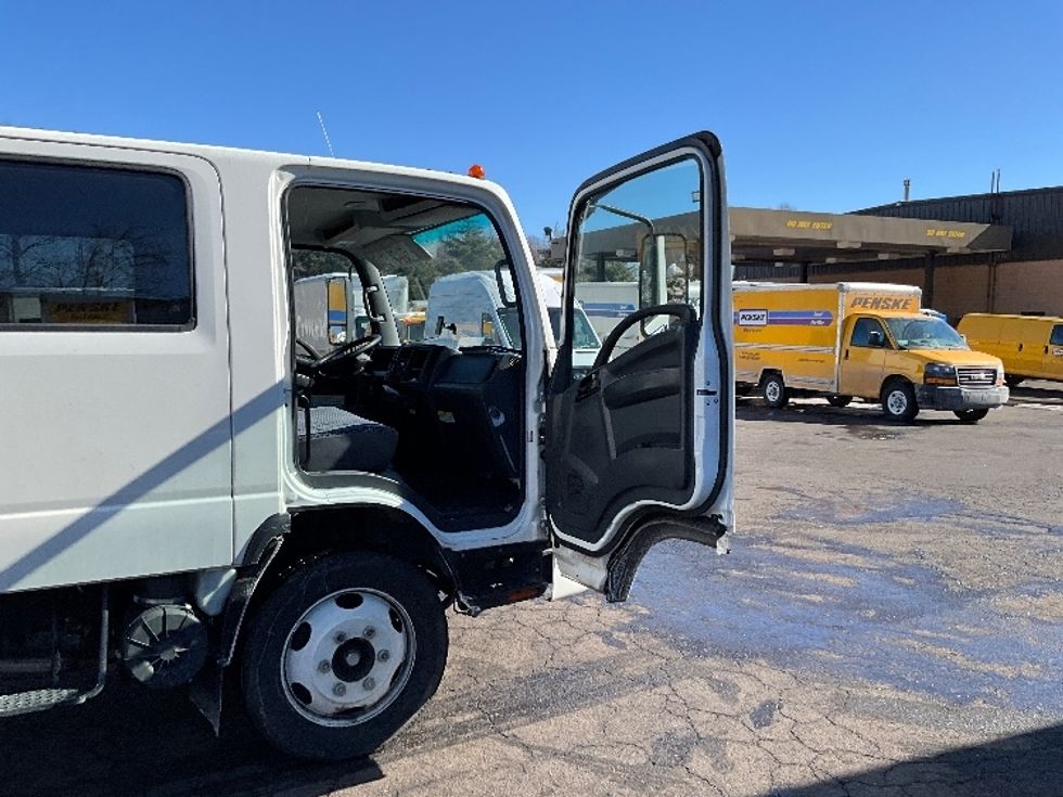 Medium Duty Box Truck-Light and Medium Duty Trucks-Isuzu-2023-NQR-Capitol Heights-MD-43,263\n\t\tmiles-$ 64,500 - Image 16