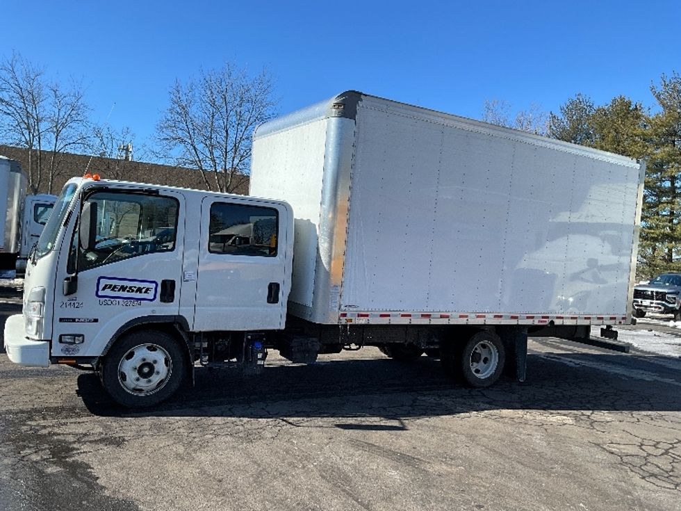 Medium Duty Box Truck-Light and Medium Duty Trucks-Isuzu-2023-NQR-Capitol Heights-MD-43,263\n\t\tmiles-$ 64,500 - Image 4