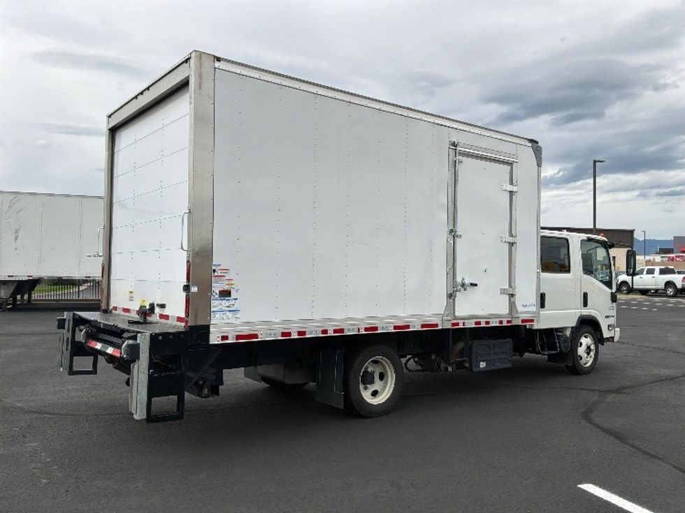 Medium Duty Box Truck-Light and Medium Duty Trucks-Isuzu-2023-NQR-Colorado Springs-CO-23,112\n\t\tmiles-$ 69,750 - Image 13