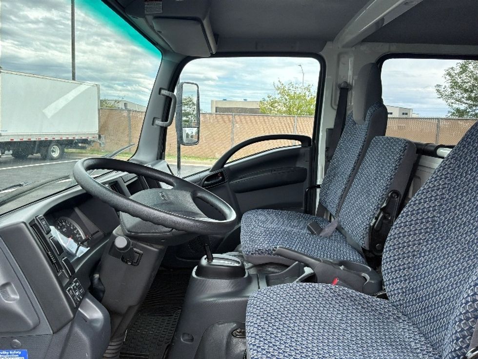 Medium Duty Box Truck-Light and Medium Duty Trucks-Isuzu-2023-NQR-Colorado Springs-CO-23,112\n\t\tmiles-$ 69,750 - Image 19