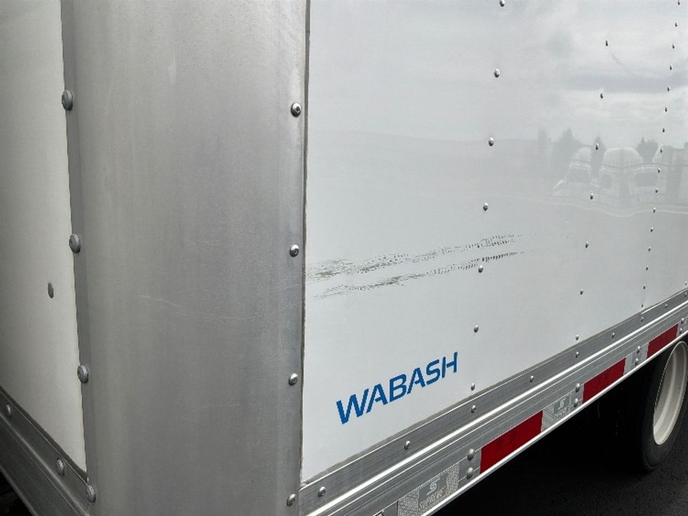Medium Duty Box Truck-Light and Medium Duty Trucks-Isuzu-2023-NQR-Colorado Springs-CO-23,112\n\t\tmiles-$ 69,750 - Image 25