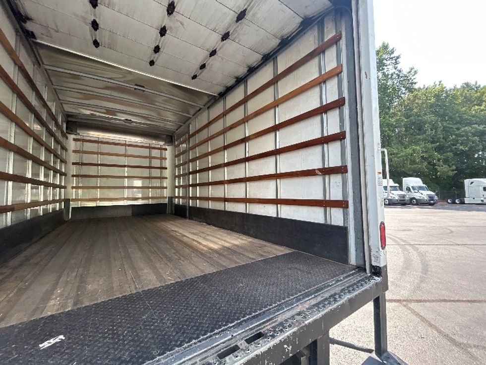 Medium Duty Box Truck-Light and Medium Duty Trucks-Isuzu-2023-NQR-Forest Park-GA-190,526\n\t\tmiles-$ 35,250 - Image 12
