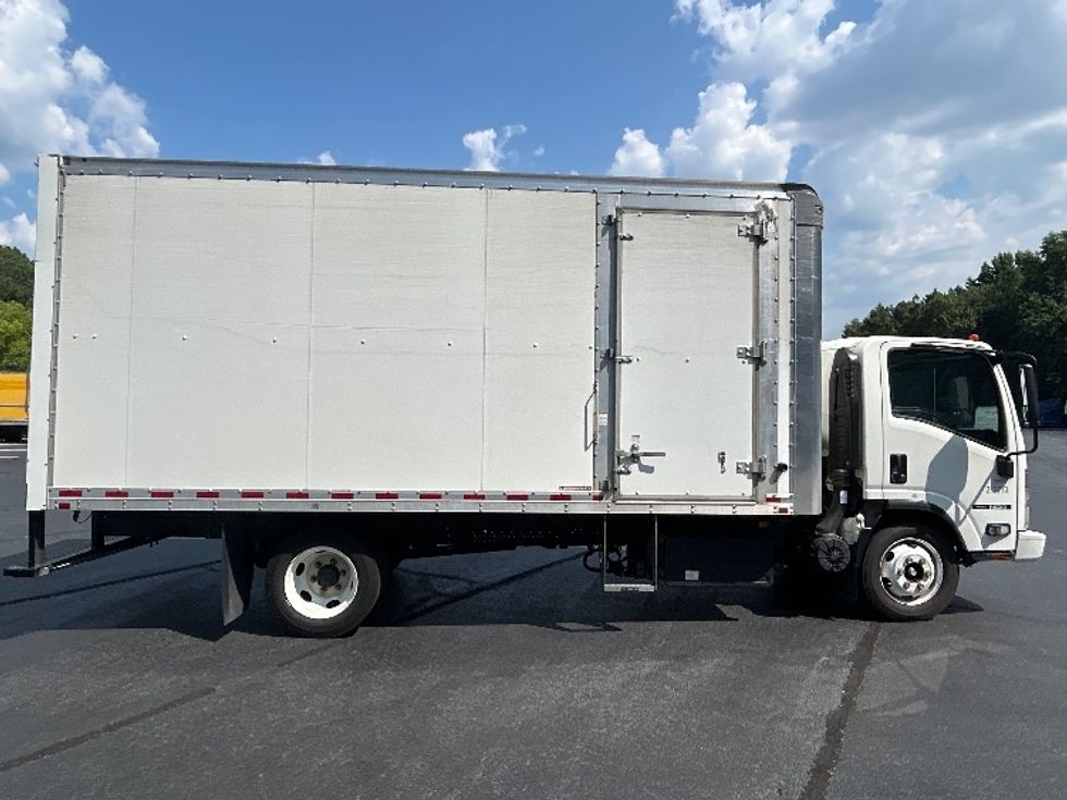 Medium Duty Box Truck-Light and Medium Duty Trucks-Isuzu-2023-NQR-Forest Park-GA-190,526\n\t\tmiles-$ 35,250 - Image 15
