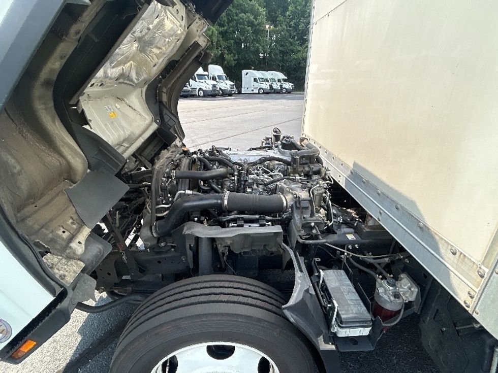 Medium Duty Box Truck-Light and Medium Duty Trucks-Isuzu-2023-NQR-Forest Park-GA-190,526\n\t\tmiles-$ 35,250 - Image 24