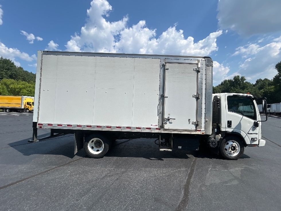 Medium Duty Box Truck-Light and Medium Duty Trucks-Isuzu-2023-NQR-Forest Park-GA-205,525\n\t\tmiles-$ 32,500 - Image 15