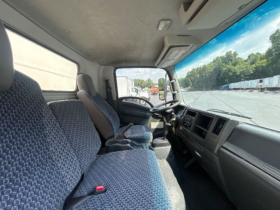 Medium Duty Box Truck-Light and Medium Duty Trucks-Isuzu-2023-NQR-Forest Park-GA-205,525\n\t\tmiles-$ 32,500 - Image 22