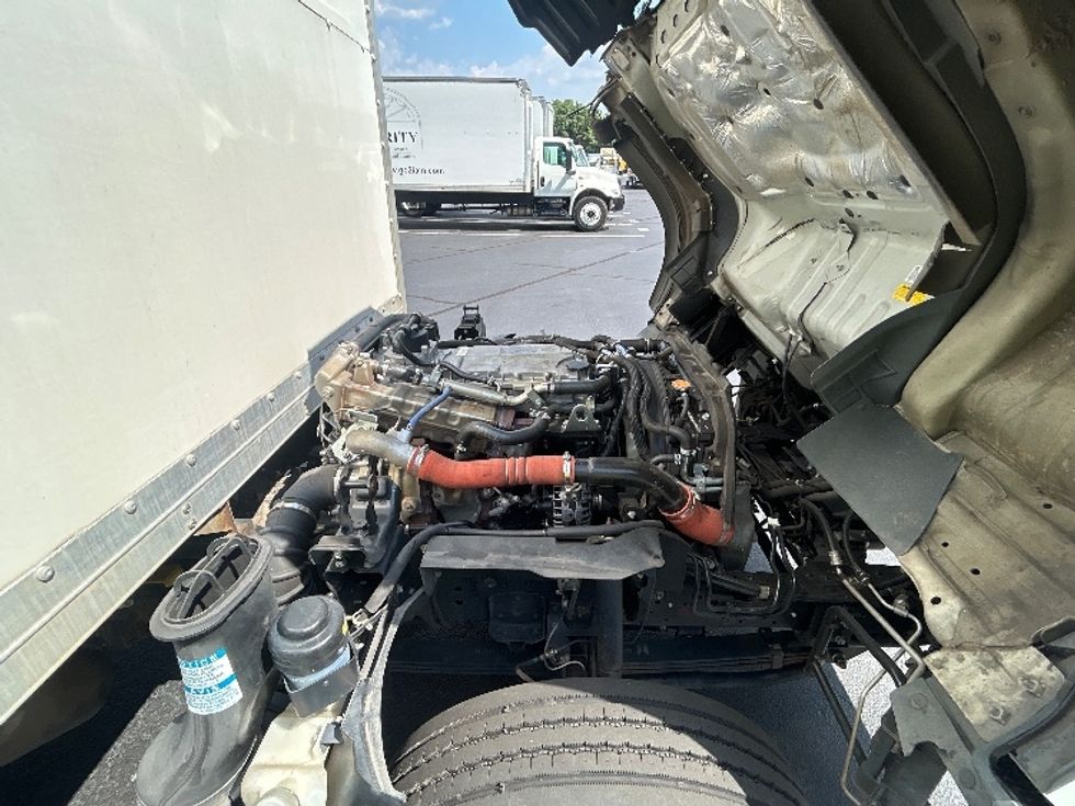 Medium Duty Box Truck-Light and Medium Duty Trucks-Isuzu-2023-NQR-Forest Park-GA-205,525\n\t\tmiles-$ 32,500 - Image 24