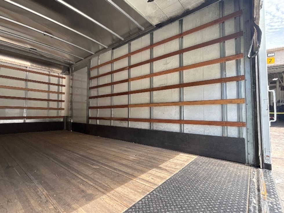 Medium Duty Box Truck-Light and Medium Duty Trucks-Isuzu-2023-NQR-Forest Park-GA-206,354\n\t\tmiles-$ 32,500 - Image 11