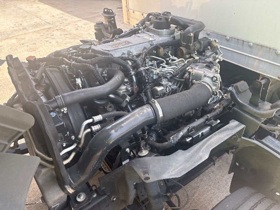 Medium Duty Box Truck-Light and Medium Duty Trucks-Isuzu-2023-NQR-Forest Park-GA-206,354\n\t\tmiles-$ 32,500 - Image 23