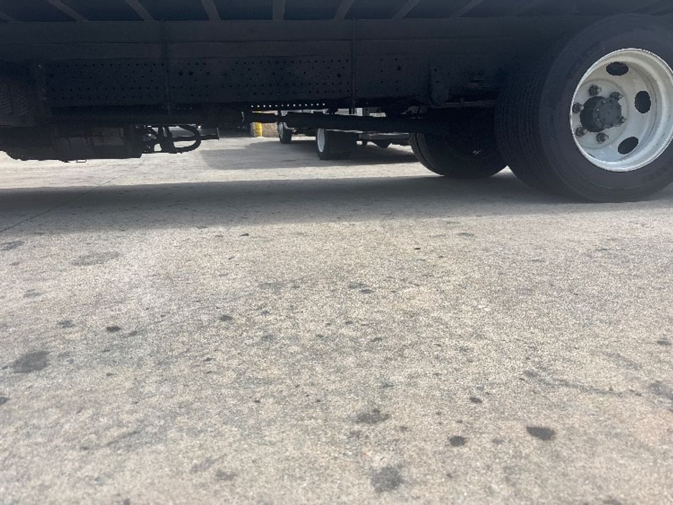 Medium Duty Box Truck-Light and Medium Duty Trucks-Isuzu-2023-NQR-Forest Park-GA-206,354\n\t\tmiles-$ 32,500 - Image 5