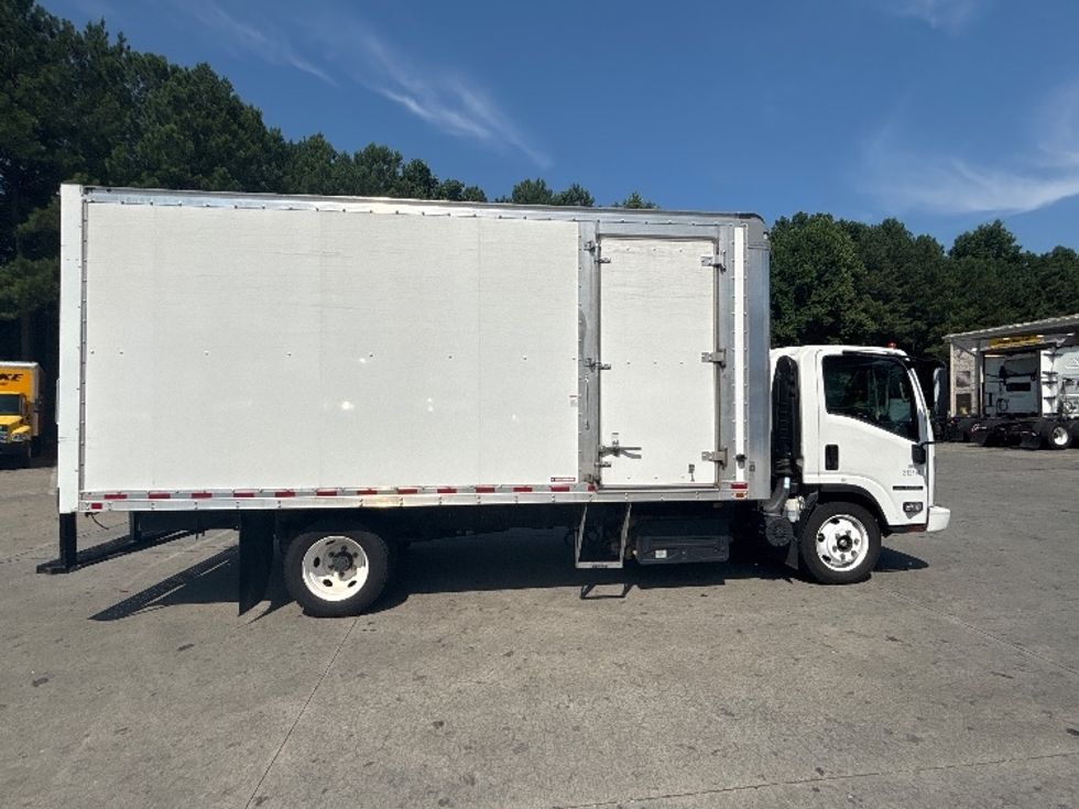 Medium Duty Box Truck-Light and Medium Duty Trucks-Isuzu-2023-NQR-Forest Park-GA-209,602\n\t\tmiles-$ 31,750 - Image 15