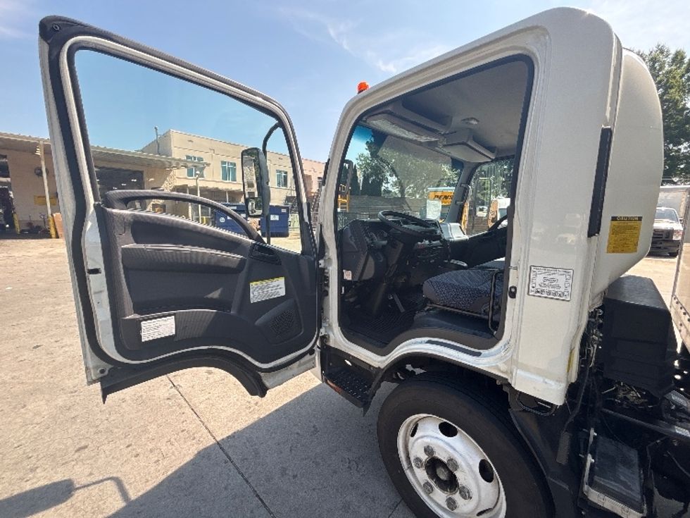 Medium Duty Box Truck-Light and Medium Duty Trucks-Isuzu-2023-NQR-Forest Park-GA-209,602\n\t\tmiles-$ 31,750 - Image 16