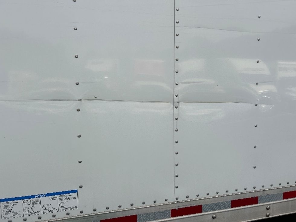 Medium Duty Box Truck-Light and Medium Duty Trucks-Isuzu-2023-NQR-Kennesaw-GA-95,346\n\t\tmiles-$ 59,500 - Image 25