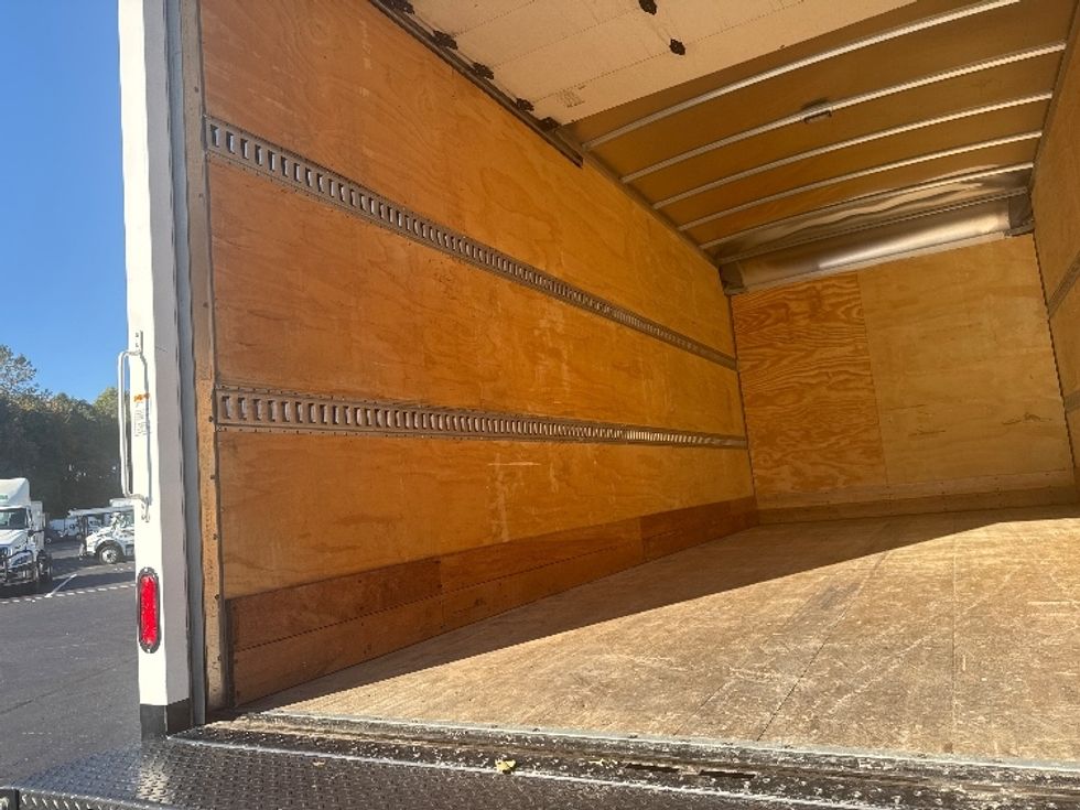 Medium Duty Box Truck-Light and Medium Duty Trucks-Isuzu-2023-NQR-Kennesaw-GA-98,190\n\t\tmiles-$ 59,000 - Image 11