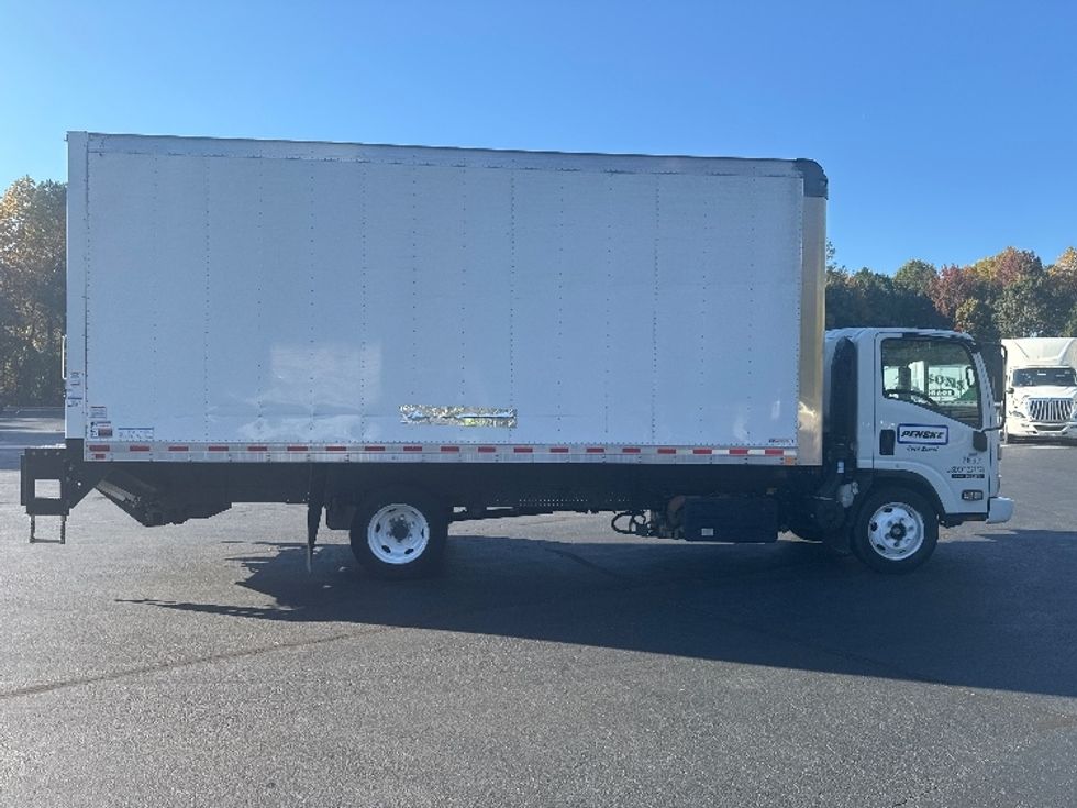 Medium Duty Box Truck-Light and Medium Duty Trucks-Isuzu-2023-NQR-Kennesaw-GA-98,190\n\t\tmiles-$ 59,000 - Image 15