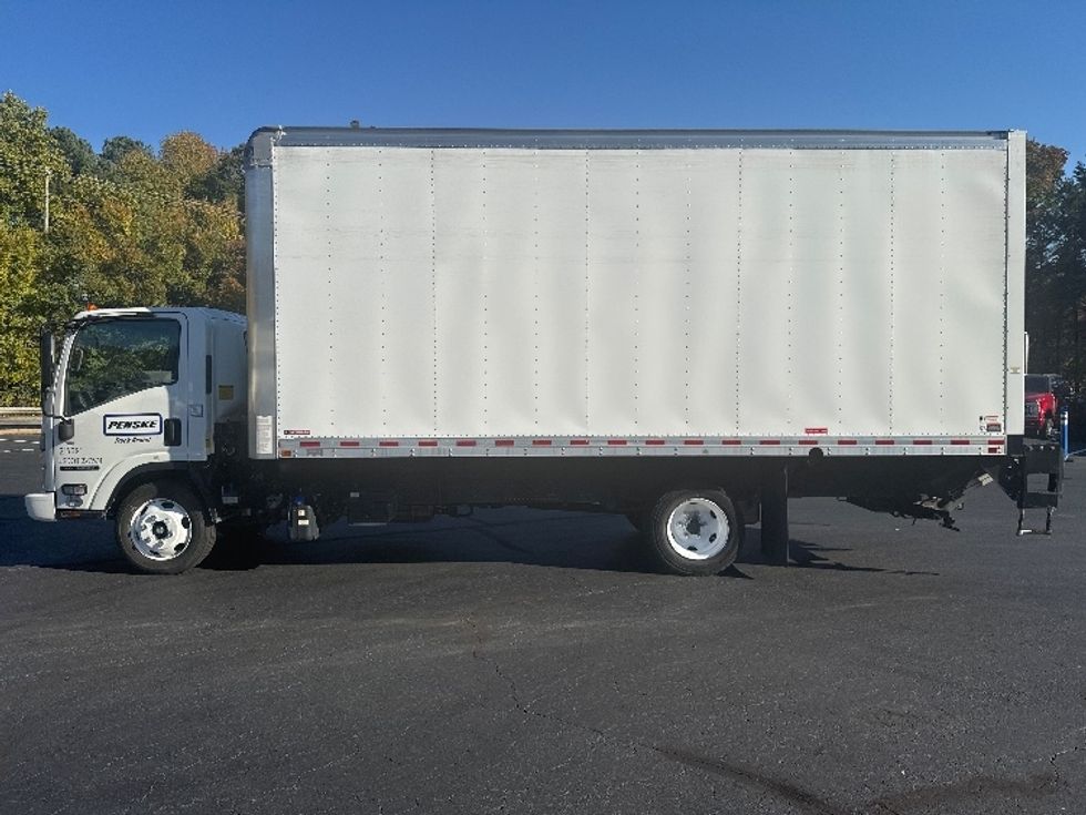 Medium Duty Box Truck-Light and Medium Duty Trucks-Isuzu-2023-NQR-Kennesaw-GA-98,190\n\t\tmiles-$ 59,000 - Image 4