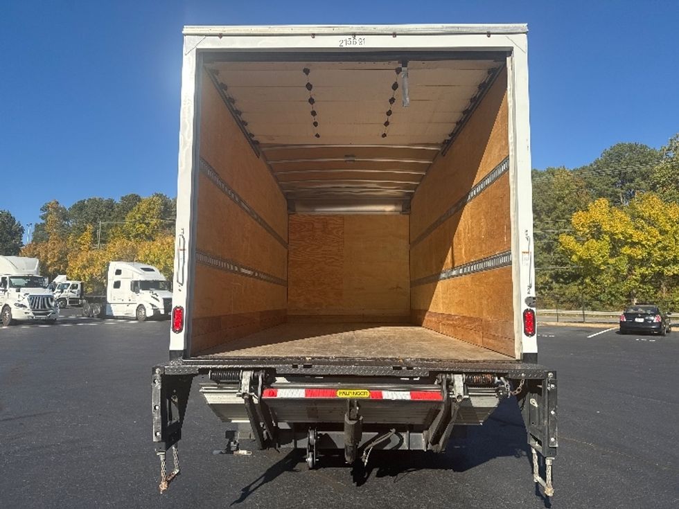 Medium Duty Box Truck-Light and Medium Duty Trucks-Isuzu-2023-NQR-Kennesaw-GA-98,190\n\t\tmiles-$ 59,000 - Image 8