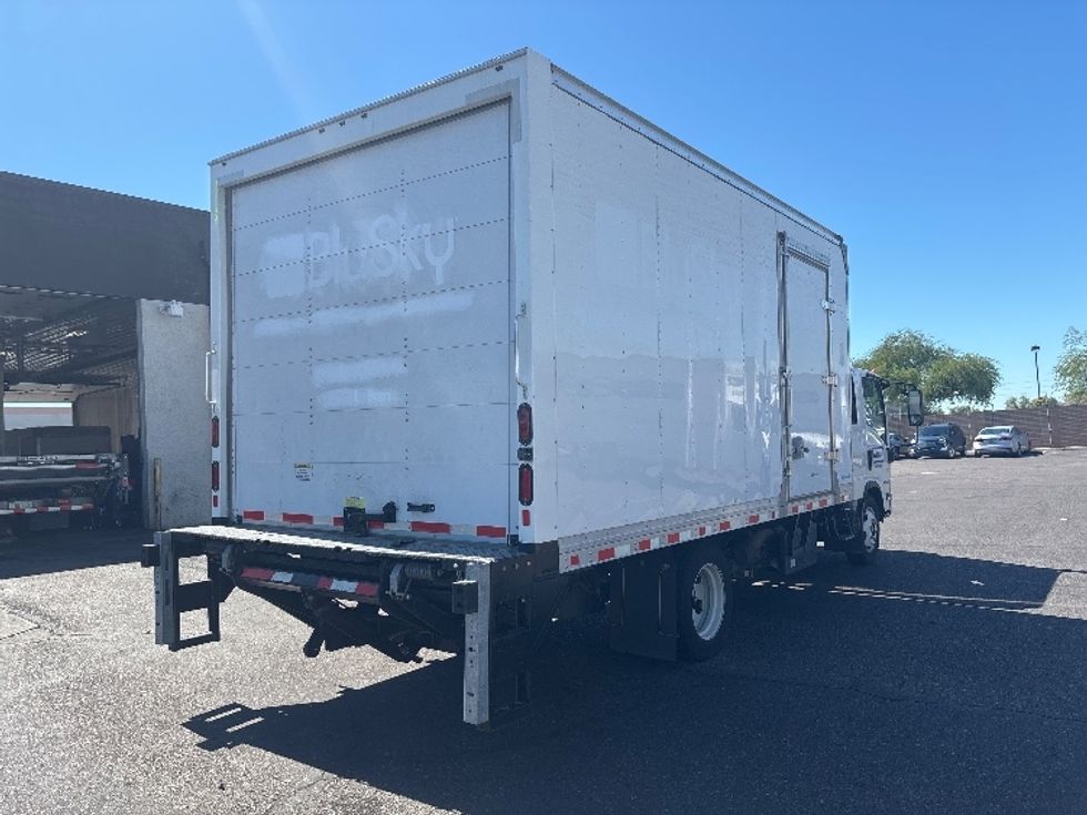 Medium Duty Box Truck-Light and Medium Duty Trucks-Isuzu-2023-NQR-Phoenix-AZ-25,724\n\t\tmiles-$ 71,500 - Image 13