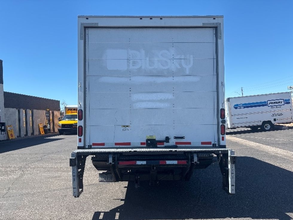 Medium Duty Box Truck-Light and Medium Duty Trucks-Isuzu-2023-NQR-Phoenix-AZ-25,724\n\t\tmiles-$ 71,500 - Image 7