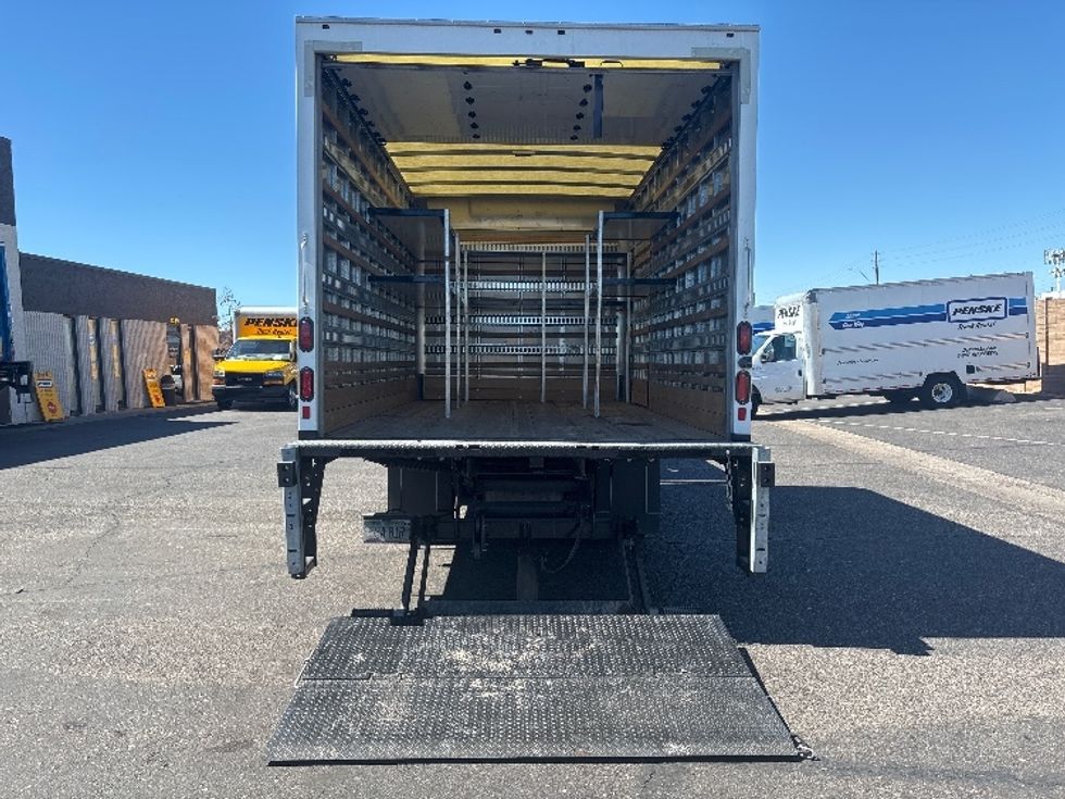 Medium Duty Box Truck-Light and Medium Duty Trucks-Isuzu-2023-NQR-Phoenix-AZ-25,724\n\t\tmiles-$ 71,500 - Image 9