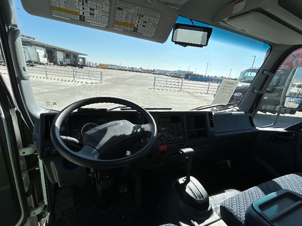 Medium Duty Box Truck-Light and Medium Duty Trucks-Isuzu-2023-NRR-Greeley-CO-28,551\n\t\tmiles-$ 66,500 - Image 18