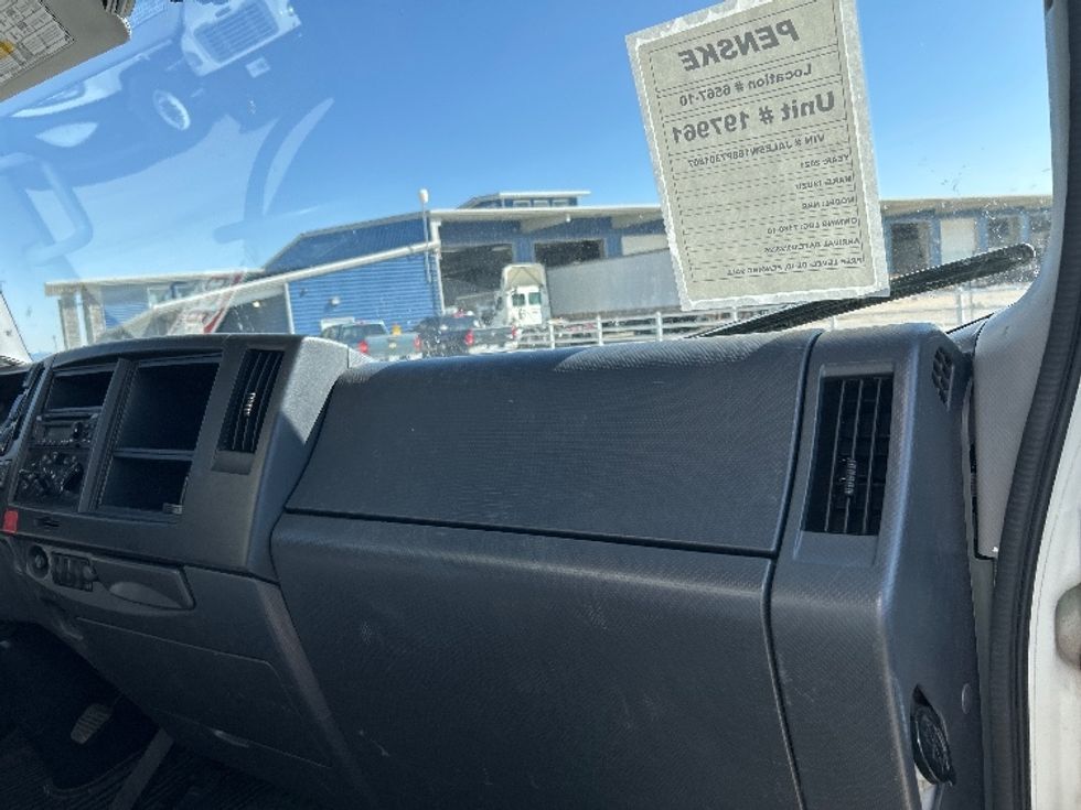 Medium Duty Box Truck-Light and Medium Duty Trucks-Isuzu-2023-NRR-Greeley-CO-28,551\n\t\tmiles-$ 66,500 - Image 21